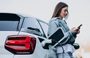 Cómo elegir el cargador eléctrico ideal: ¿Wallbox, portátil o de emergencia?