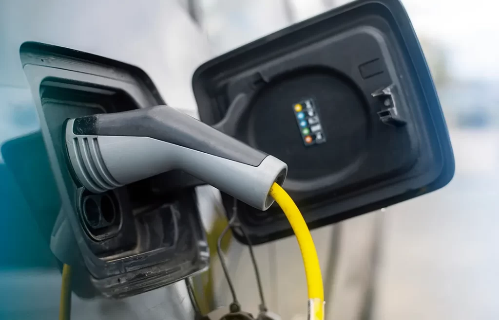 Cómo Elegir el Cargador Correcto Según tu Auto Eléctrico en Chile