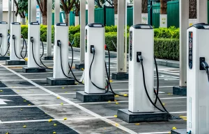 como encontrar un estación de carga de vehículos eléctricos en Perú